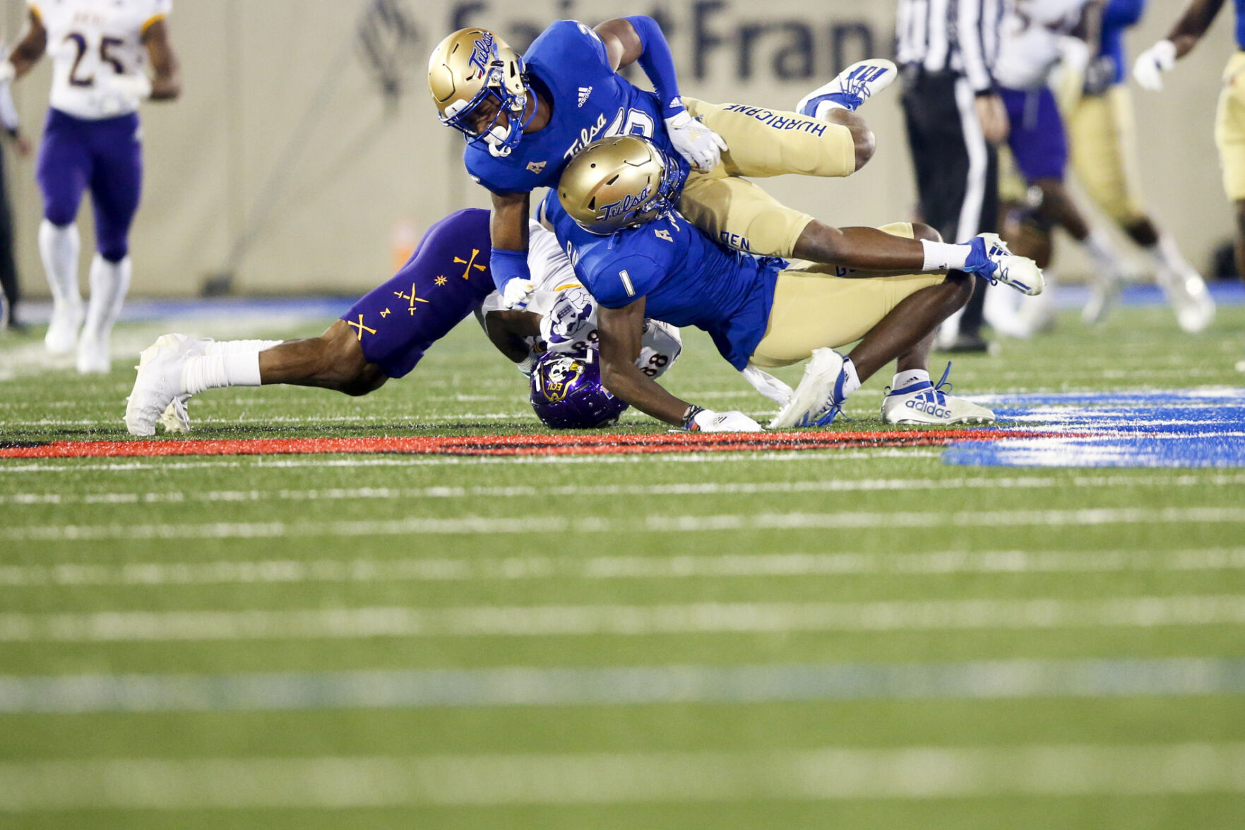 Tulsa Golden Hurricane vs East Carolina Pirates